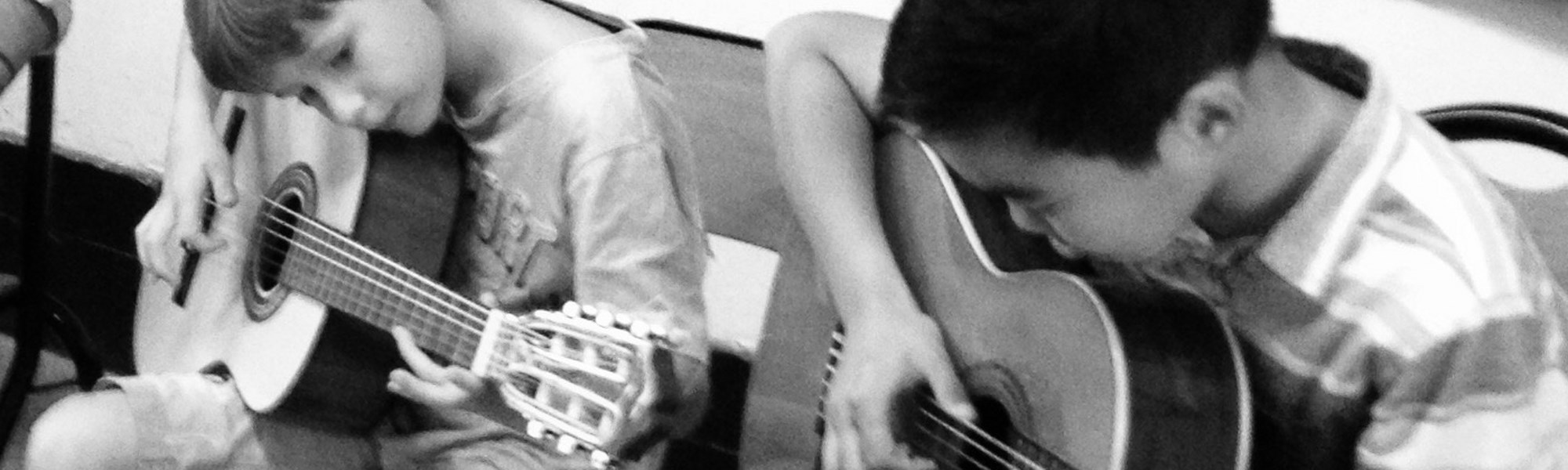 Cours de guitare enfant à Liège, à Ans, à Andenne